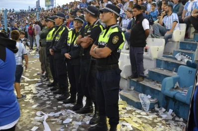 Tribuna Segura: hubo seis detenidos en el clásico tucumano