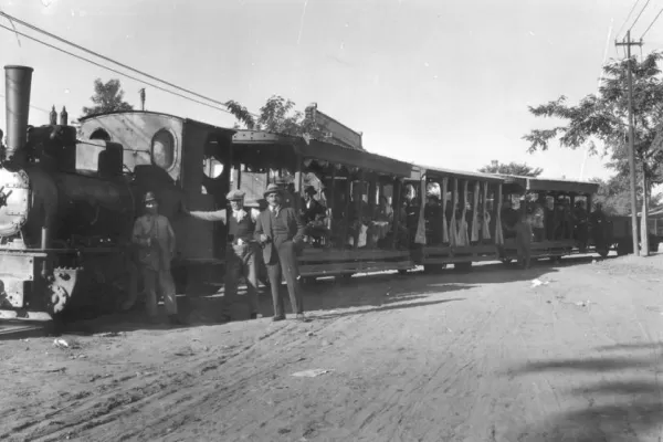 Hasta el pie del cerro