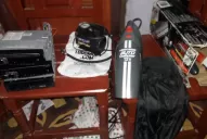 Descubrieron un aguantadero de motochorros en una casa usurpada