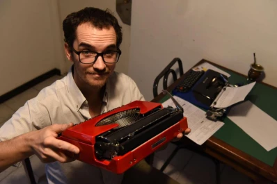 Joaquín Vuoto, el millennial que revive las máquinas de escribir