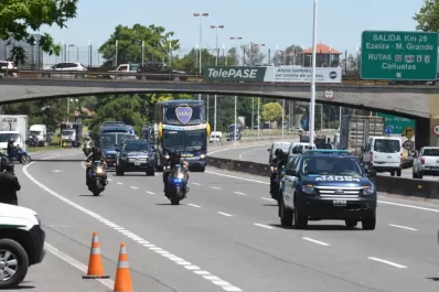 Boca volvió al país y ya busca nuevo entrenador
