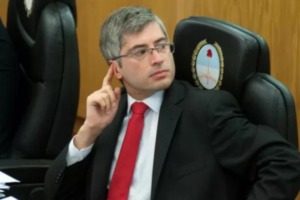 Canelada, a favor de los nombramientos por concurso