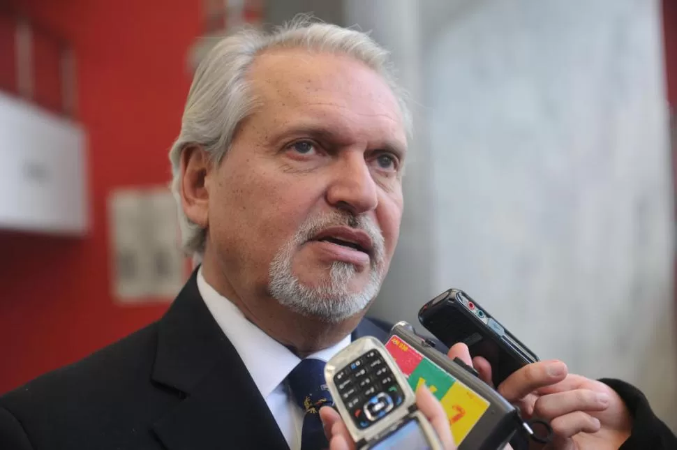 EN BANDA DEL RÍO SALÍ. Gregorio García Biagosch fue intendente y concejal. archivo 