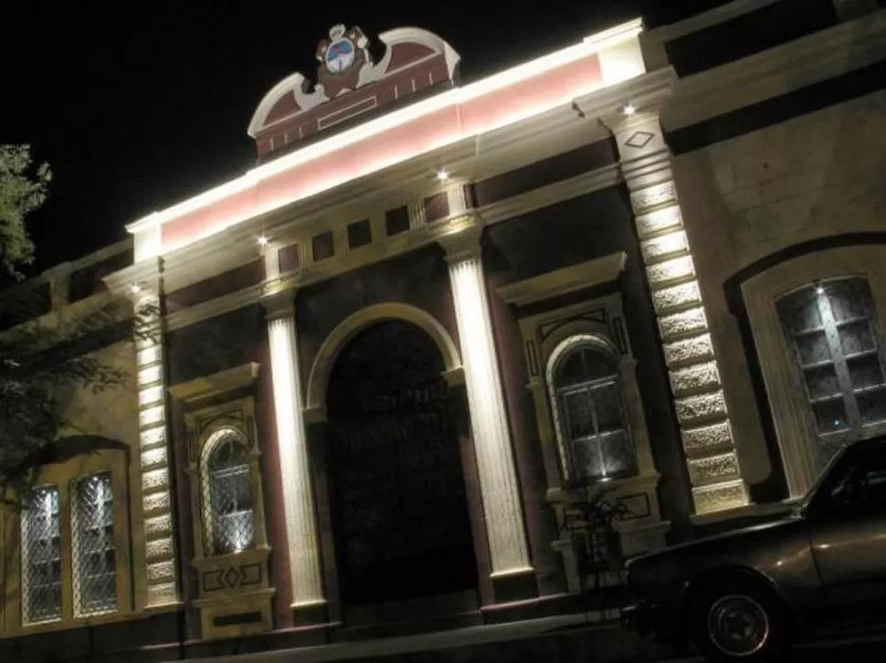MUNT. Fachada del museo que funciona en San Martín al 1.500 y que hasta ayer dirigió Pérez Luna. 