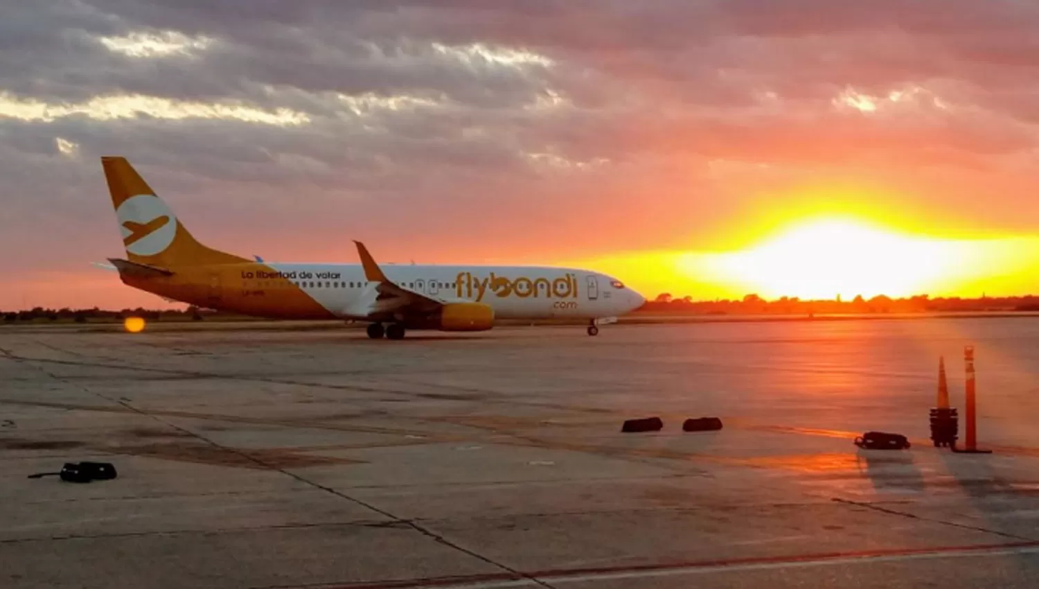 Asignan nuevas rutas a Flybondi y a Avianca para volar hacia Tucumán