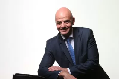 Infantino insiste en jugar la Copa del Mundo de 2022 con 48 seleccionados
