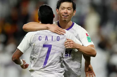 Al Ain goleó 3-0 al Espérance de Túnez y será el rival de River en semifinales