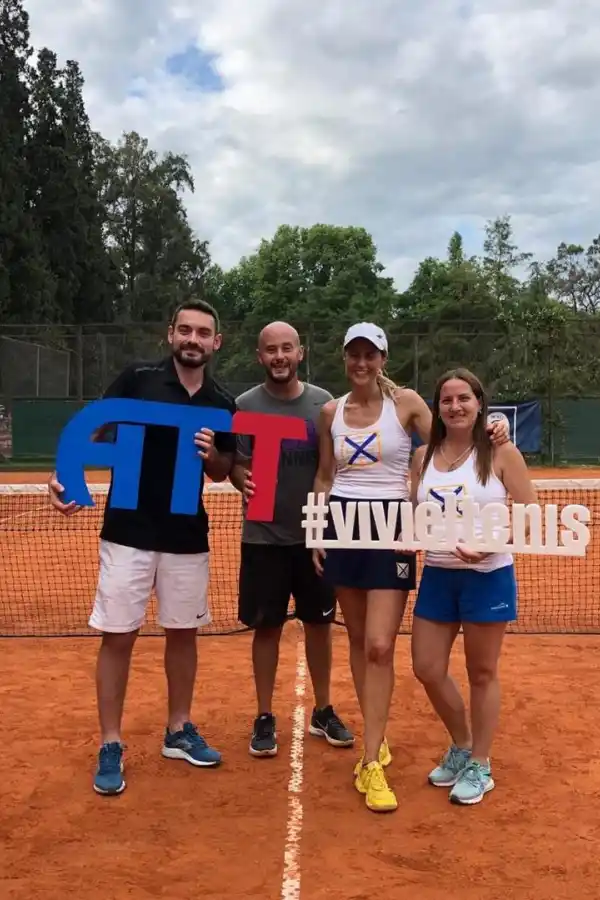 LAWN TENNIS A. “Maxi” Ortega, Leonel Brok, Celeste Molloy y Valeria Rossi. gentileza asociacion tucumana de tenis 