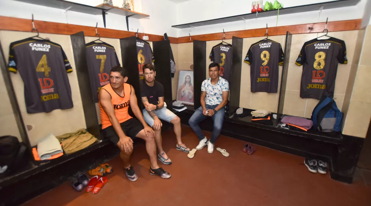 Jugadores de Concepción FC repararon las instalaciones de su club