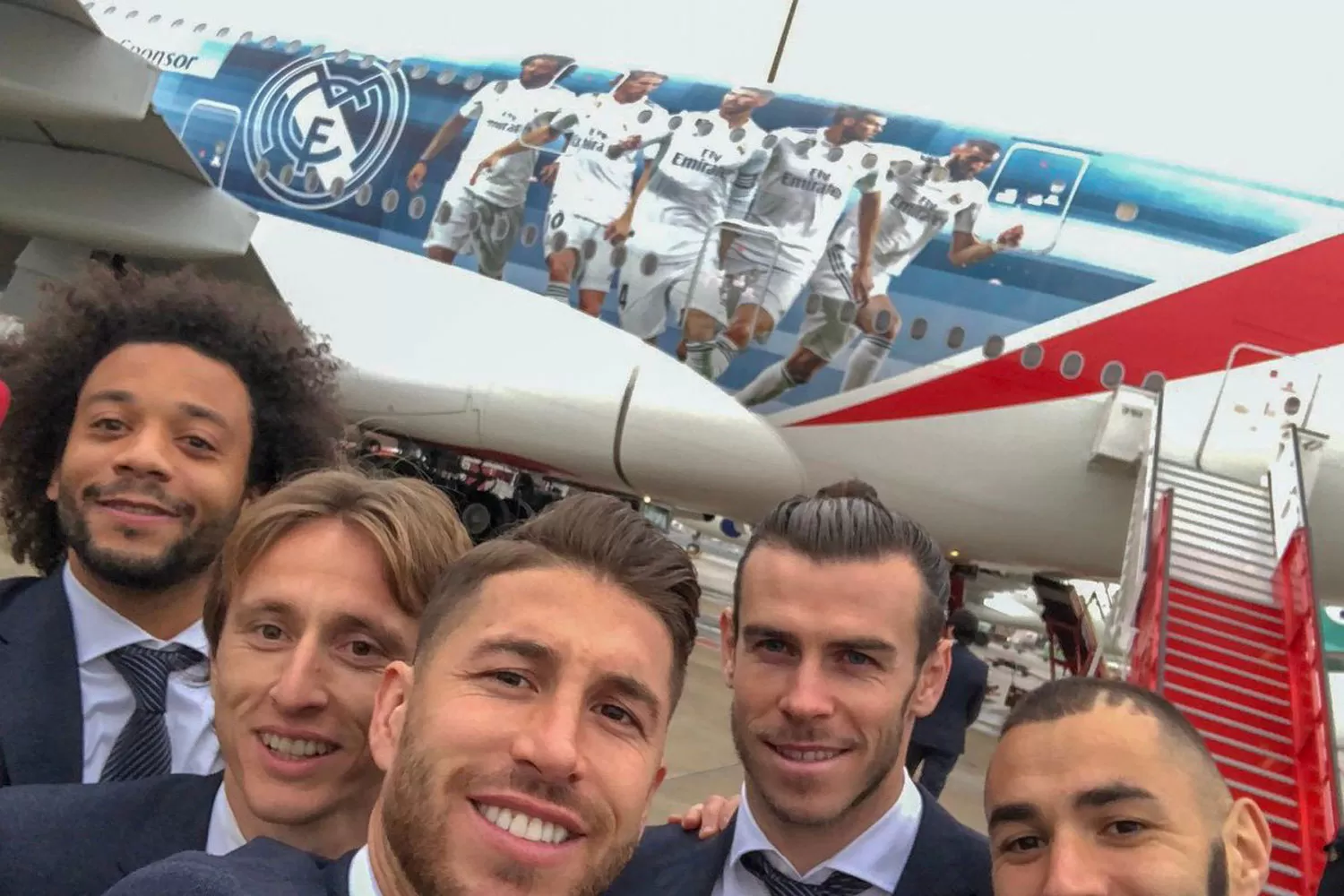RECIÉN LLEGADOS. Real Madrid arribó hoy a Emiratos Árabes.