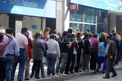 Mañana inicia el pago del medio aguinaldo a estatales: el cronograma