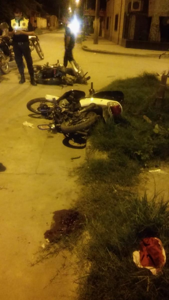 Un muerto y un herido al chocar dos motos en San Cayetano