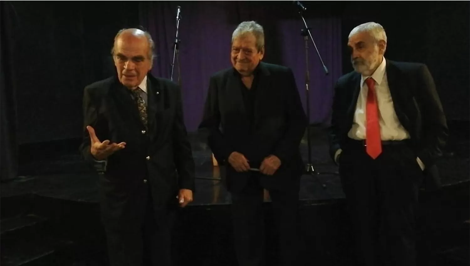 Carlos Páez de la Torre, Rubén Rodó y Carlos Abrehu, durante el acto en el Círculo de la Prensa.