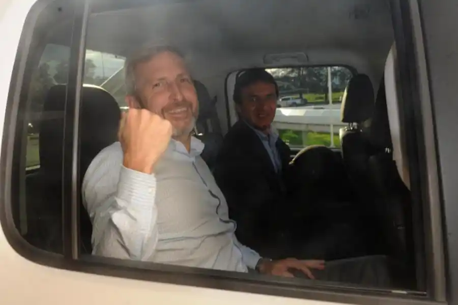 VÍA TERRESTRE. El intendente Sánchez acompañó al ministro Frigerio.  la gaceta / fotos de antonio ferroni