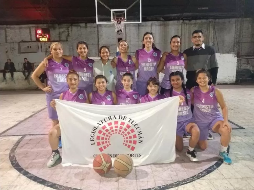 INVENCIBLES. San Cayetano ratificó su superioridad en el basquetbol femenino.   