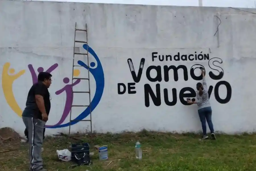 LIMPIEZA. Pisos y paredes estaban llenos de suciedad.