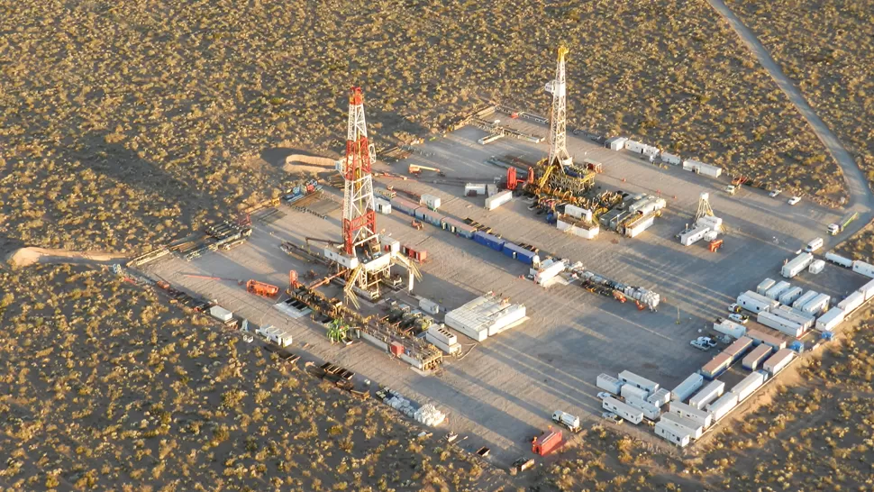 Multa récord a YPF de casi $ 33 millones por derrame de petróleo en Vaca Muerta, en Neuquén