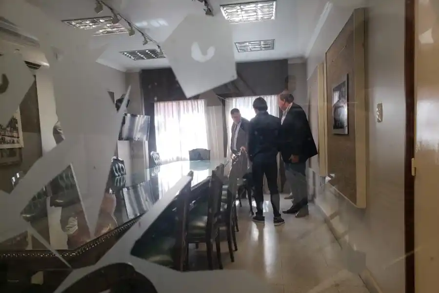 El Pulguita alimenta las versiones de su candidatura, ¿le seguirá otro ídolo decano?