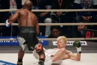 Mayweather se burló de su rival, lo noqueó en 138 y embolsó U$S 88 millones