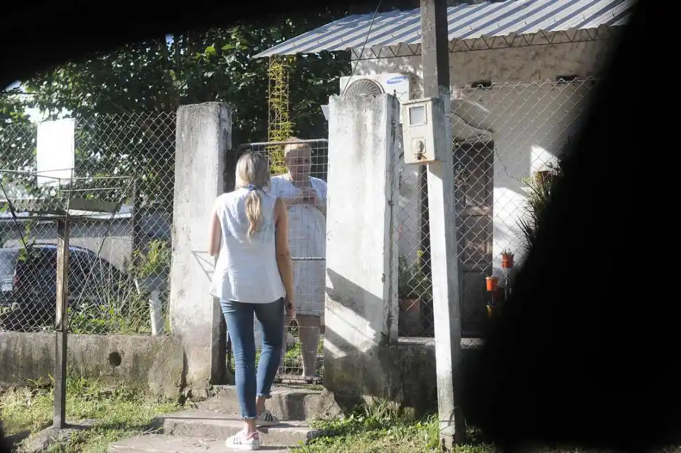 VECINOS. Refieren que la familia Rodríguez vivía aislada de todos. credito