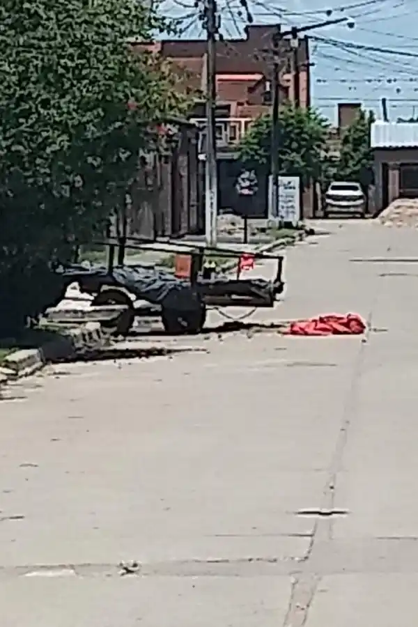 LA GACETA en Whatsapp: líquidos fétidos en Balcarce al 500