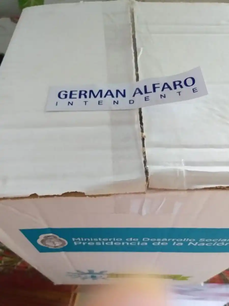 Alfaro, tras la polémica: si tuviera más cajas de alimentos, las repartiría