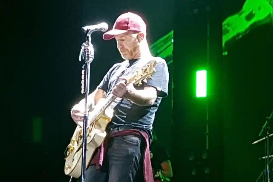 LA BERISO. Uno de los momentos más intensos de la noche fue cuando Sartorio cantó “Cómo olvidarme”. 