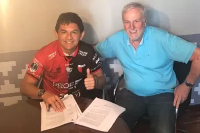 Pulguita Rodríguez se puso la camiseta de Colón: vengo en el momento justo