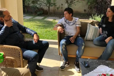 Alperovich rompió el silencio y habló de las salidas del Pulguita y del Bebe