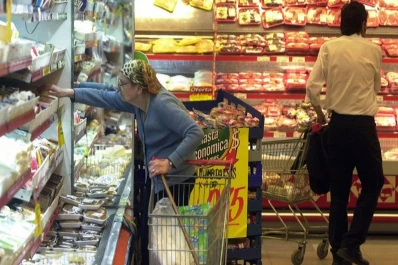 Los argentinos siguen preocupados por la economía y la inseguridad les causa angustia