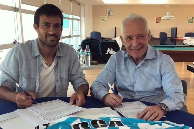Cvitanich firmó un contrato por dos temporadas y ya es jugador de Racing