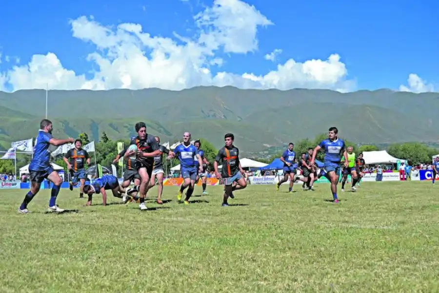 VELOCIDAD. Habrá campeonatos de motocross, rally, autocross y mountain bike.