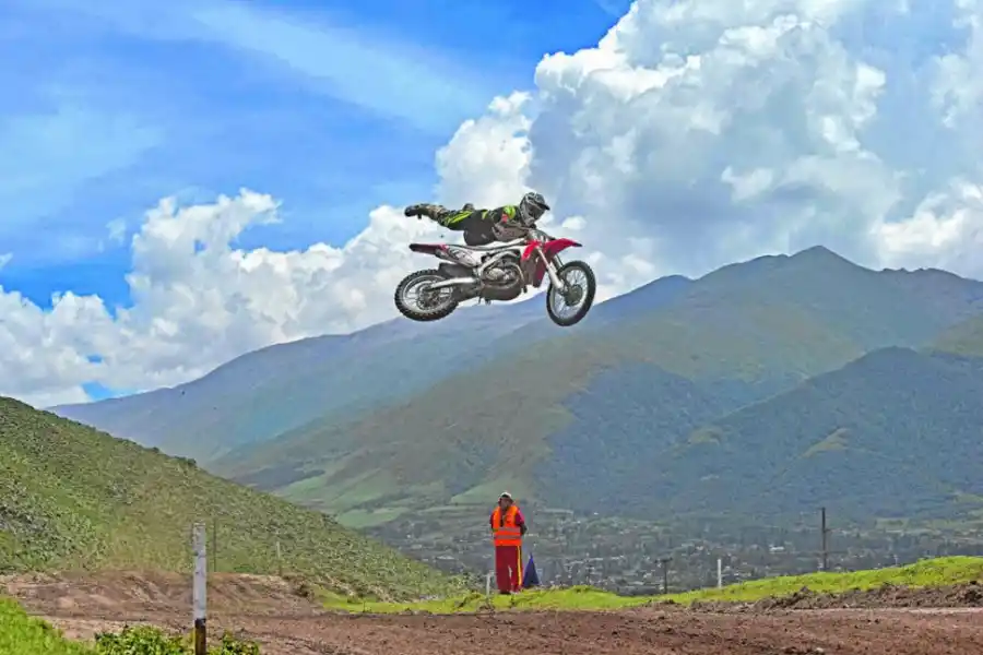 CABALGATAS. Una gran opción es recorrer los circuitos a lomo de caballo.