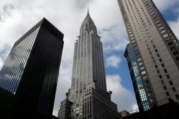 Chrysler, el icónico edificio de Manhattan, sale a la venta
