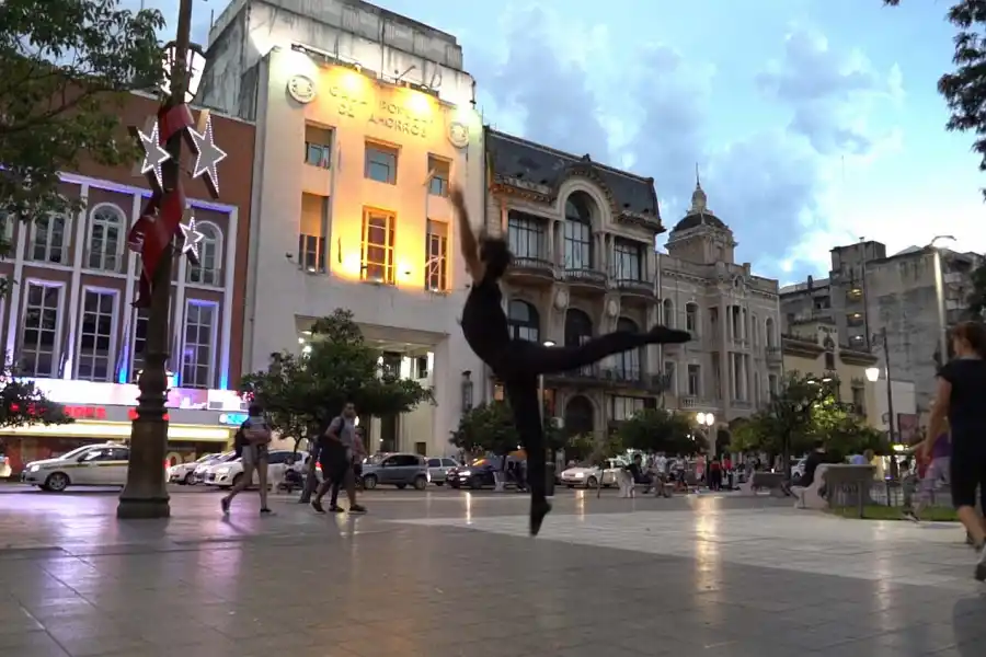En el Día de la Danza conocé a Joel Ríos, el bailarín tucumano que se destaca en el país