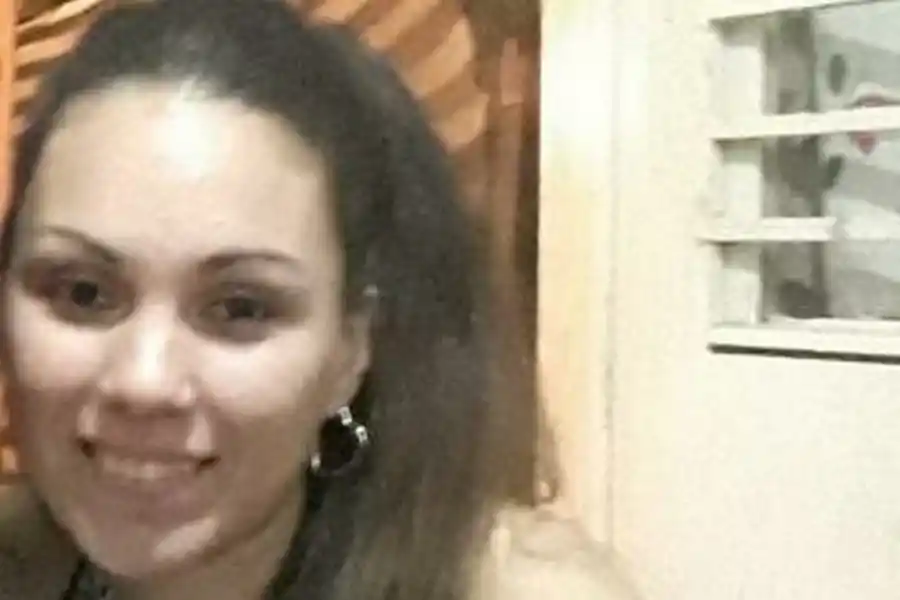 DOMINGO 6. Daiana fue asesinada en el ingreso a barrio Ciudad Mi Esperanza. 