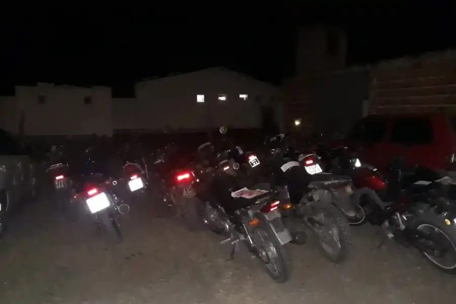 Descontrol en los valles: secuestraron 21 vehículos en los operativos realizados en El Mollar