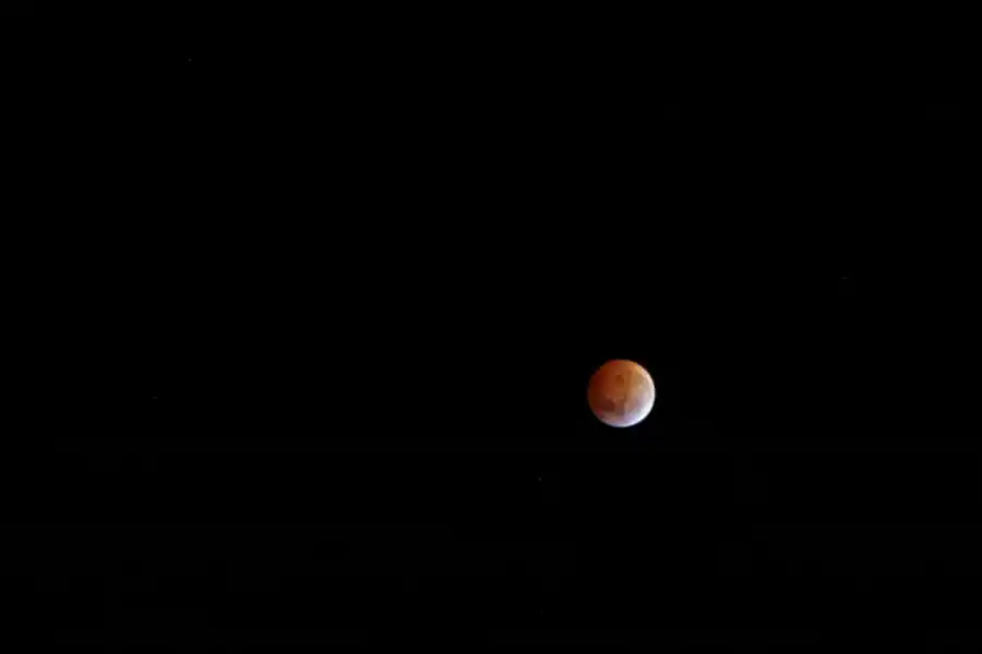 Eclipse lunar desde Ampimpa