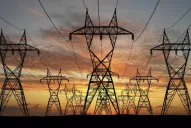 Desde el viernes la luz será un 32% más cara en todo el país