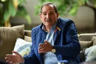 Según un analista, Alperovich corre con ventaja en el duelo con Manzur