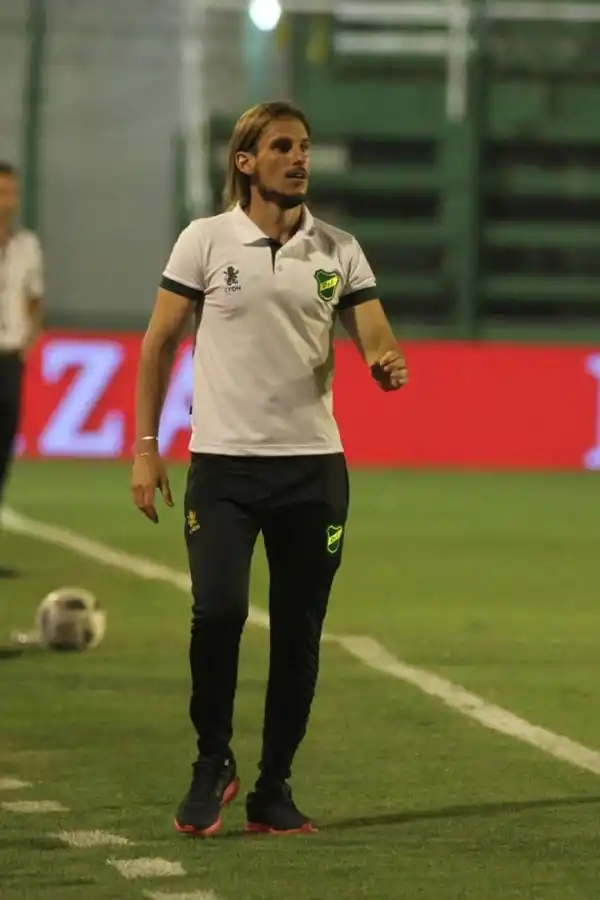 EL PADRE DE LA “CRIATURA”. Beccacece ideó un equipo que hoy es sensación.  diariopopular  