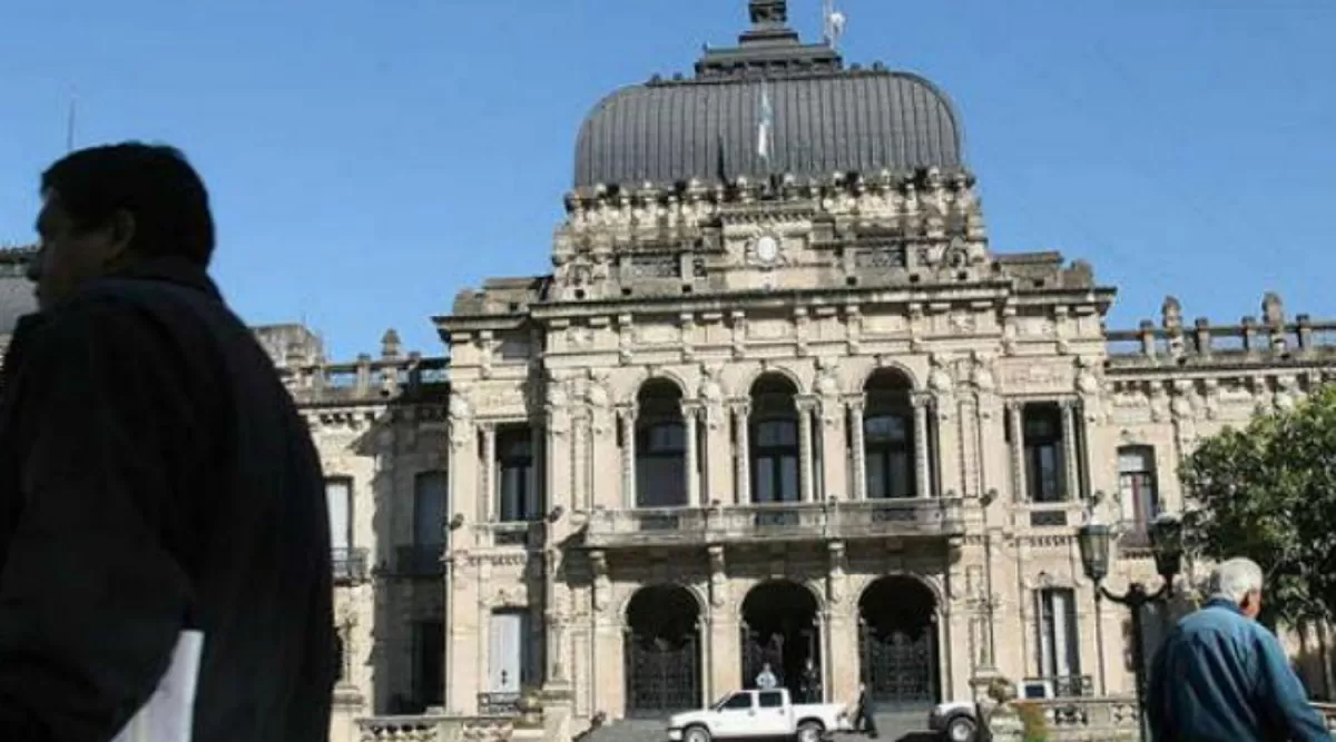 Tucumán es una de las provincias menos transparentes en el manejo de fondos públicos