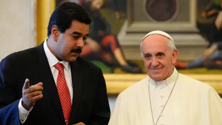 JUNTOS. Maduro y el Papa Francisco juntos en 2016.