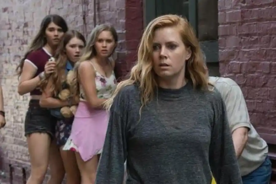 THRILLER PSICOLÓGICO. “Sharp objects”, serie con Amy Adams. 