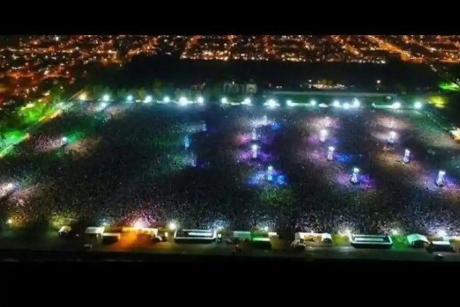 COLAPSADO. Así estaba el predio donde una multitud participó del show del 