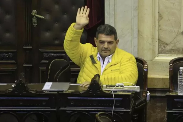 Olmedo: voy a condecorar a los que participaron del Operativo Independencia