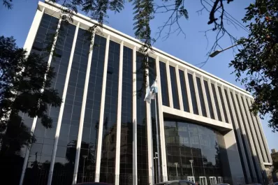 La Legislatura adhiere a la advertencia del PE a la Corte