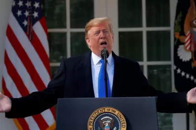 Decidido a construir el muro, Trump decretó la emergencia