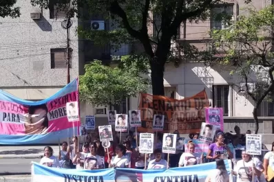 “A Cynthia la mató la mafia que  maneja a las trans”