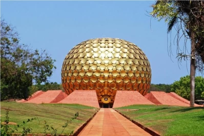 Auroville, una intrépida utopía hecha ciudad
